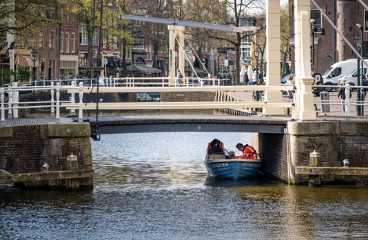 Wie zijn wij?